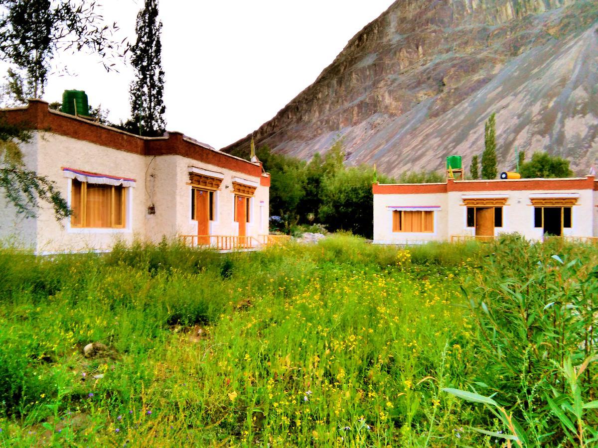 Lotus Eco Resort Hundar ภายนอก รูปภาพ